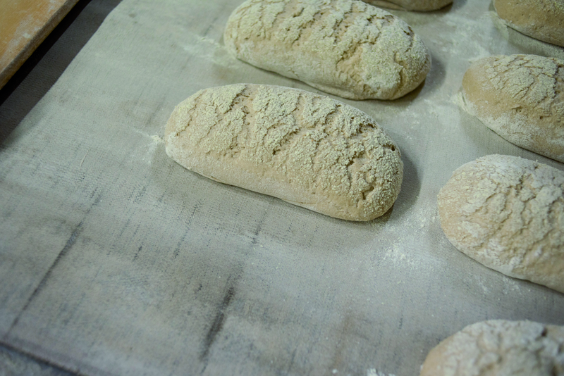 Brot-Teiglinge fertig zum Backen
