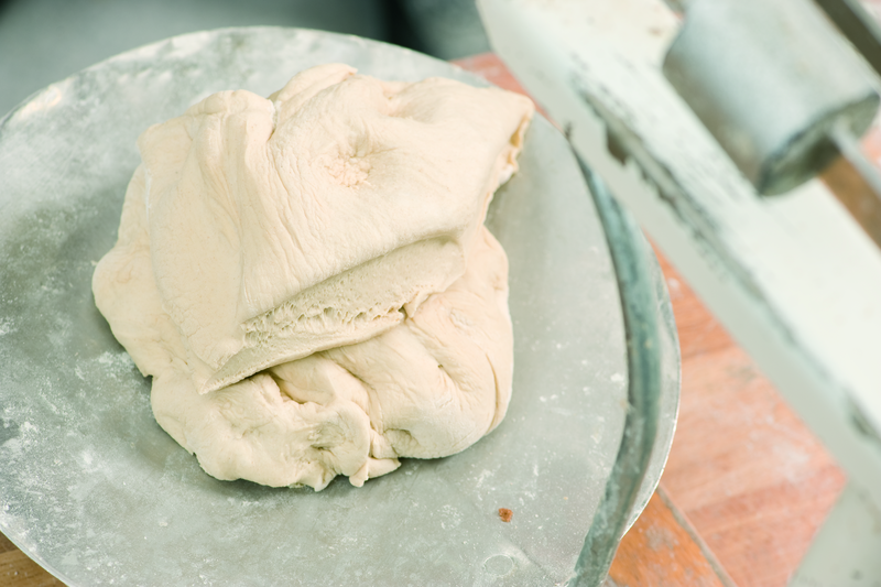 Teigstück auf einer Waage